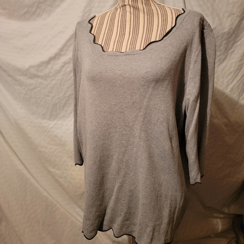 Roz & Ali 2X Sweater